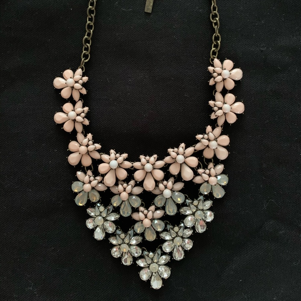 Statement necklace